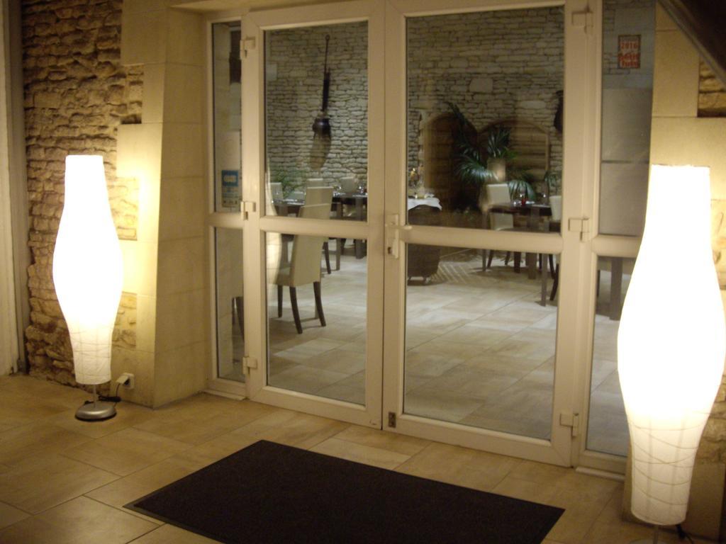 Auberge De La Luzerne Bernieres-sur-Mer Bagian luar foto